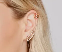 Windsor. Dainty And Stunning Rhinestone Earring Set