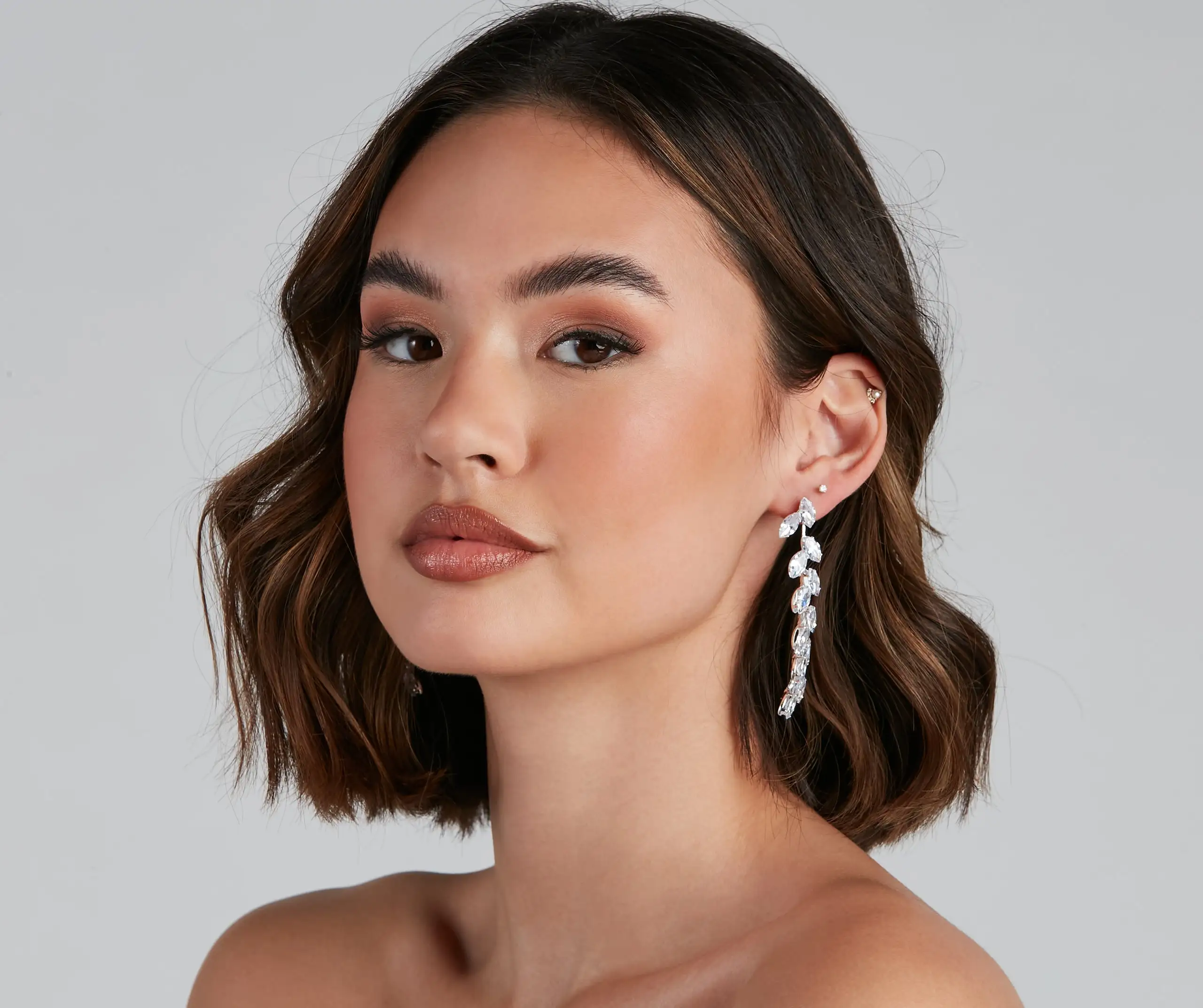 Windsor. Luxe Leaf Detail Rhinestone Earrings 3 Windsor. Luxe Leaf Detail Rhinestone Earrings