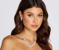 Windsor. A Timeless Look Necklace Set