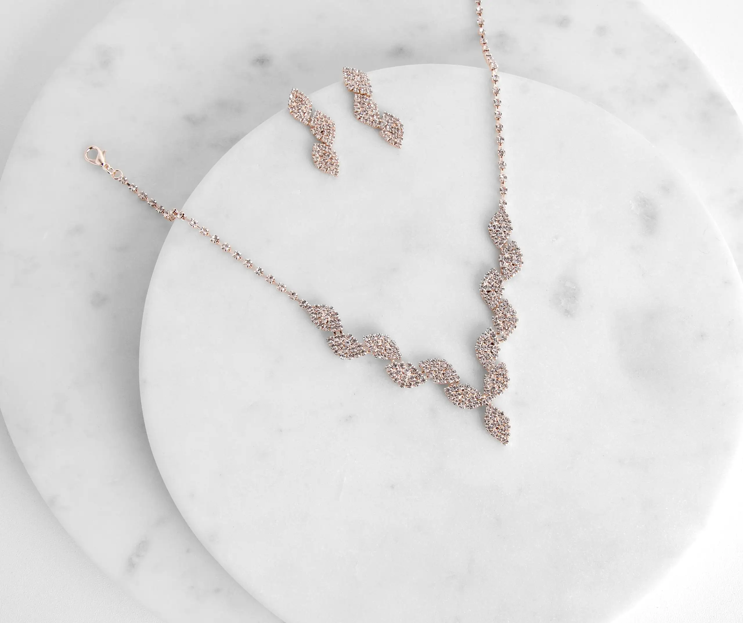 Windsor. Leafy Lustre Rhinestone Necklace Set 3 Windsor. Leafy Lustre Rhinestone Necklace Set