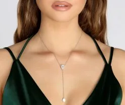 Windsor. Cubic Zirconia Lariat Teardrop Necklace Set