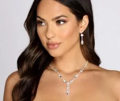 Windsor. Stunning Rhinestone Teardrop Lariat Necklace Set