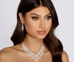 Windsor. Feel The Love Rhinestone Necklace + Earring Set