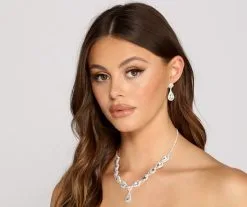Windsor. Moment For Glam Teardrop Lariat Necklace Set