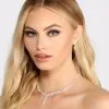 Windsor. Get Your Gleam On Rhinestone Necklace And Earrings Set