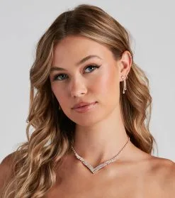 Windsor. Reign In Glam Rhinestone Collar And Earrings Set