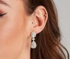 Windsor. Halo Rhinestone Necklace And Drop Earrings Set -Formal Dresses Online Shop 07002 1052 1 e8cdca19 4fdb 495f 95a7 54ebb314a731