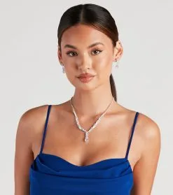 Windsor. Effortlessly Elegant Rhinestone Necklace And Earrings Set