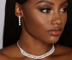 Windsor. All Glammed Up Necklace And Earrings Set