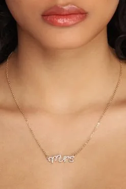 Windsor. Mrs Script Rhinestone Necklace