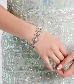 Windsor. Fancy Affair Rhinestone Leaf Bracelet