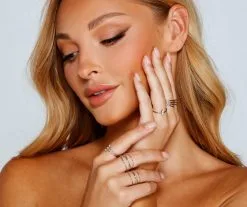 Windsor. Simply Sleek Wrap Ring Set