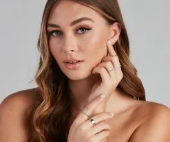 Windsor. Rhinestone Queen Ring Set