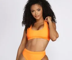 Windsor. Anything But Simple Swim Tank