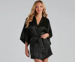 Windsor. Heart Of Lace Satin Robe