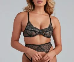 Windsor. Lace Display Bra And Panty Set -Formal Dresses Online Shop 07107 0709 3