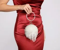 Windsor. Dazzle Queen Pearl Fringe Sphere Clutch