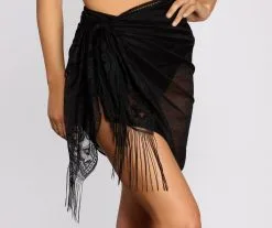 Windsor. Floral Crochet Fringe Shawl -Formal Dresses Online Shop 07305 0009 1 01992b47 e862 4fe0 9566 d06a026795bc