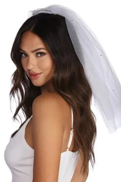 Windsor. Rhinestone Trim Veil