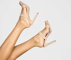 Windsor. Double Band Faux Nubuck Heels