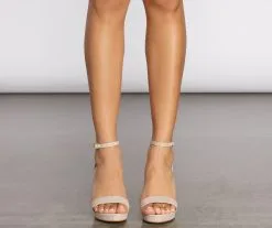 Windsor. Glitter Is All That Matters Platform Heels -Formal Dresses Online Shop 07401 0634 2 5c9665b3 4b72 4f9c 804c 84dc1bd31f34