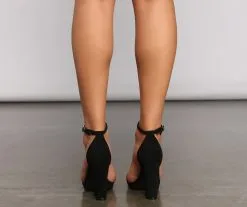 Windsor. Enchanted Night Rhinestone Platform Heels 10 Windsor. Enchanted Night Rhinestone Platform Heels -Formal Dresses Online Shop 07401 2968 4 5cff8867 10cb 45e9 a017 a58f6f4cacd6