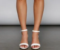 Windsor. Basic Chic Faux Leather Block Heels -Formal Dresses Online Shop 07401 3328 3 686ee751 cb44 4397 8374 09addbe99b59