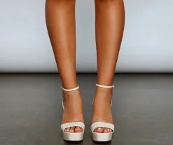 Windsor. Retro Babe Faux Patent Leather Platform Heels -Formal Dresses Online Shop 07401 3349 3