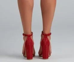 Windsor. Strides Of Shine Glitter Block Heels 9 Windsor. Strides Of Shine Glitter Block Heels -Formal Dresses Online Shop 07401 3695 4 7bd45a35 00e9 426b 918f b8201ff48de0 1