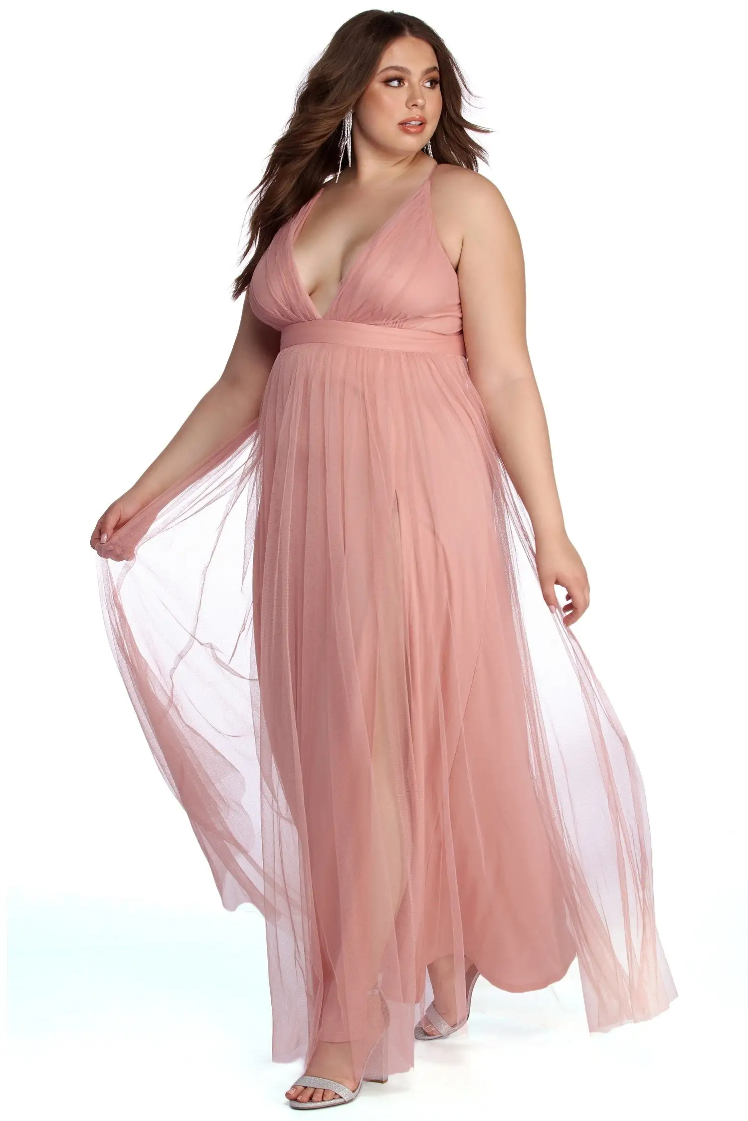 Windsor. Plus Elisabeth Pleated Tulle Formal Dress 3 Windsor. Plus Elisabeth Pleated Tulle Formal Dress