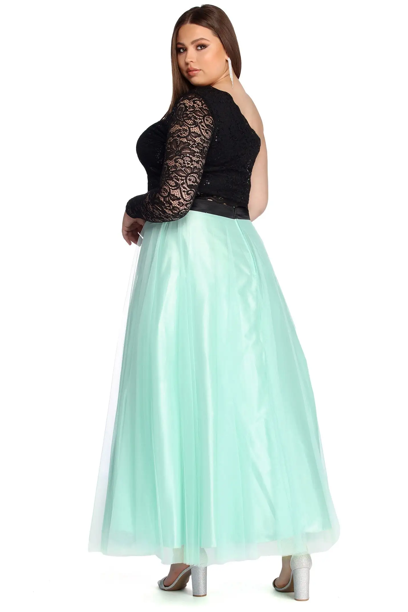 Windsor. Plus Victoria Two Piece Lace Dress 5 Windsor. Plus Victoria Two Piece Lace Dress - Image 3